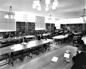 The school's library when it opened, 1968